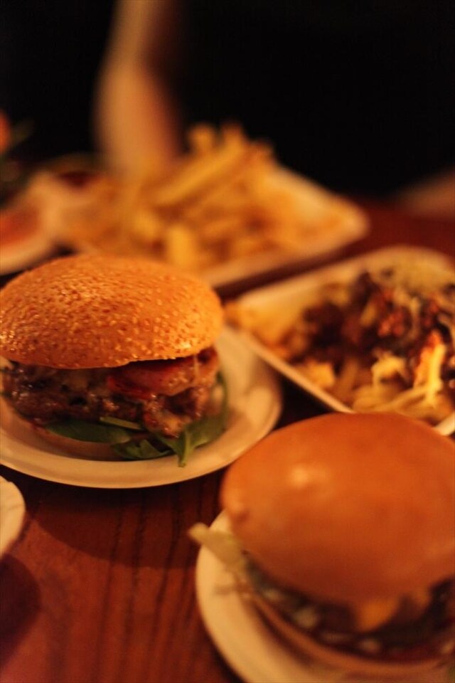 Kelly LeBrock and El Chapo