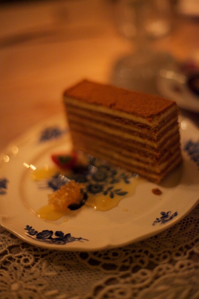 Honey cake