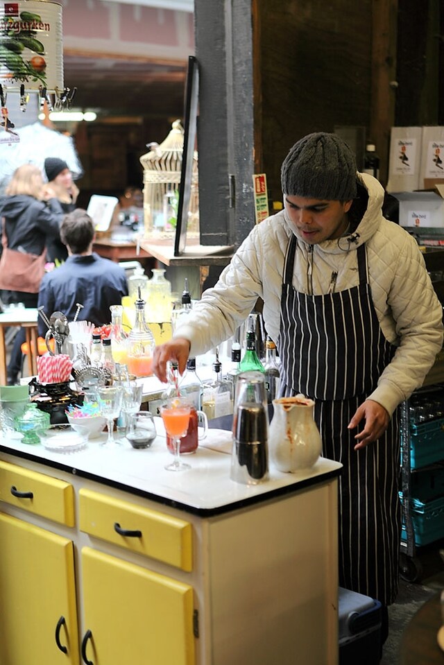 Mixing it up at the Little Bird caf&#233;
