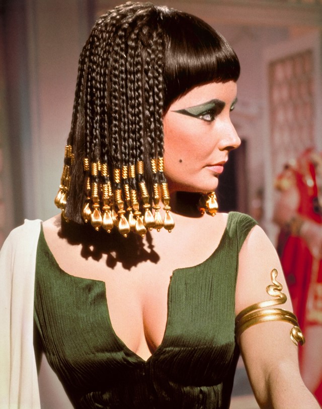 Elizabeth Taylor in Cleopatra 1963