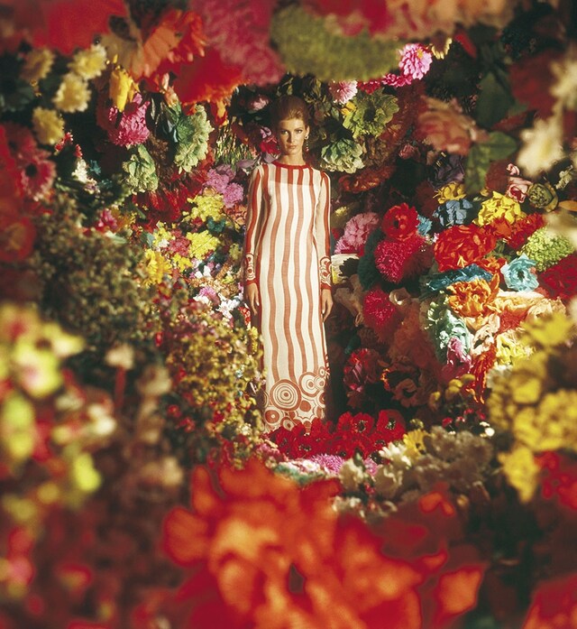 Tertulia dress, photograph by Norman Parkinson, at Jes&#250;s Tam