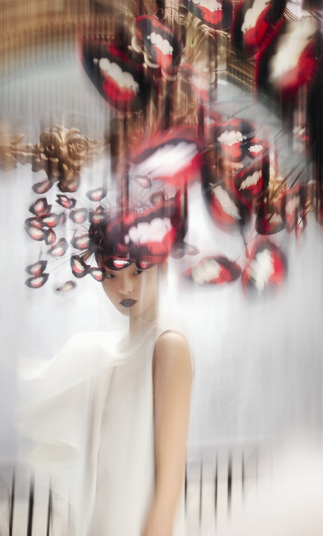 Hat by Philip Treacy, S/S 2003; Cut out mouths pop art hat, 