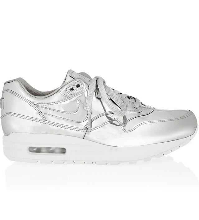 Nike Air Max in Silver