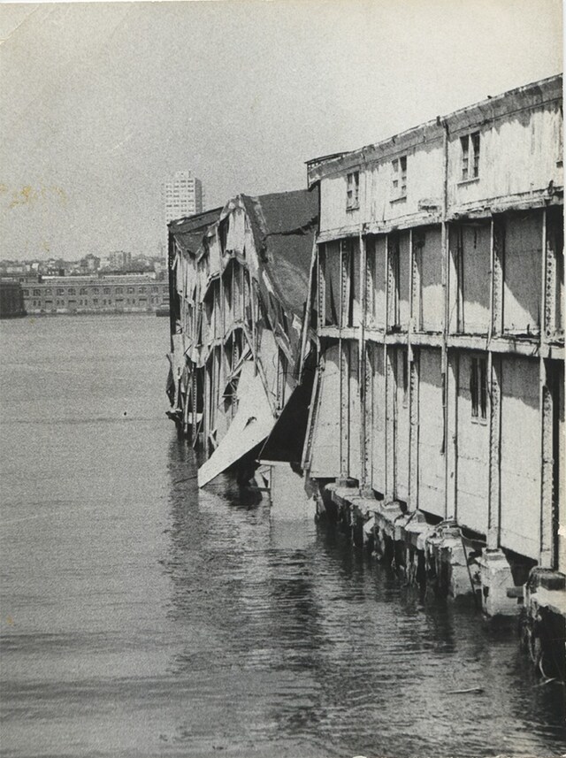 Alvin Baltrop, The Piers (collapsed warehouse), 1975-86