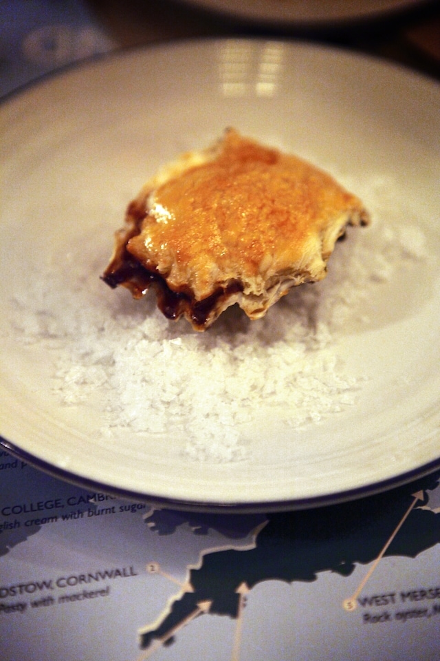 Rock oyster, Maldon stout and beef cheek pie