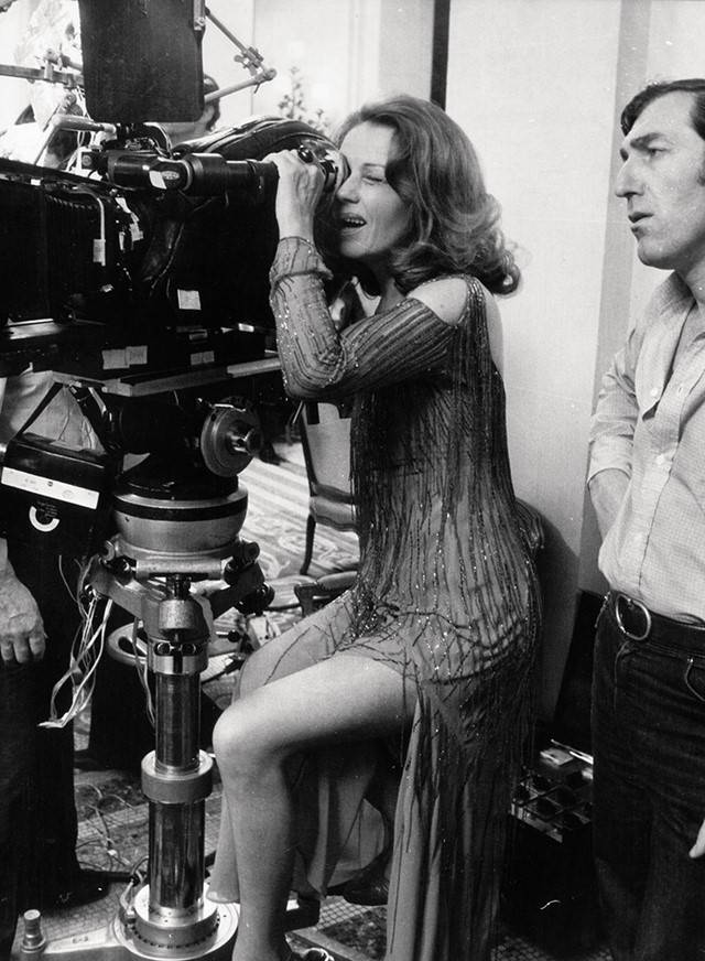 Jeanne Moreau directing her first film, Lumi&#232;re, shot at Mor