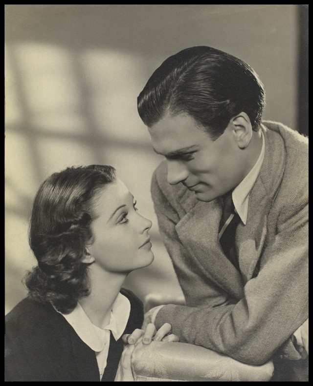 Vivien Leigh with Laurence Olivier, date unknown.
