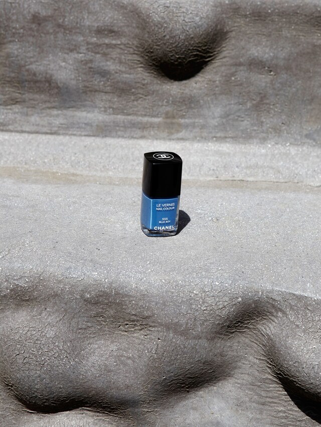 Le Vernis Nail Colour by Chanel in Blue Boy
