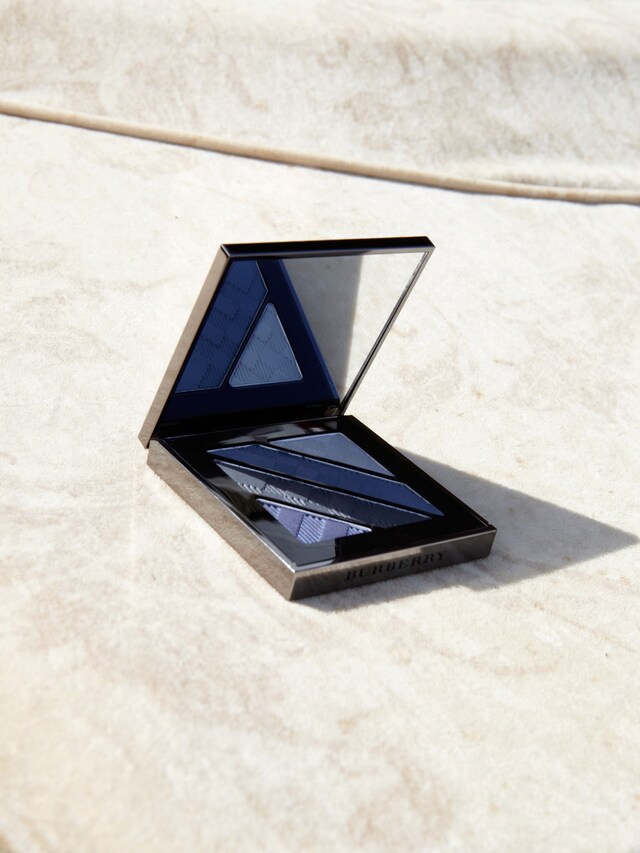 Complete Eye Palette by Burberry Beauty in Slate Blue No. 20