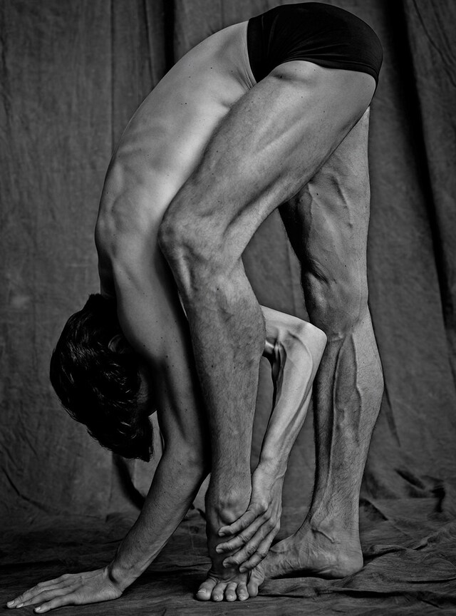 MATTHEW_BROOKES_LES_DANSEURS_141214_06_067_V2_SH_3