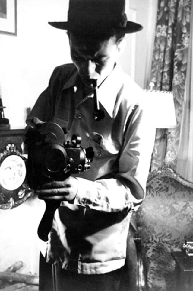 FS-82_With_Camera_Taken_by_Nancy_Sr