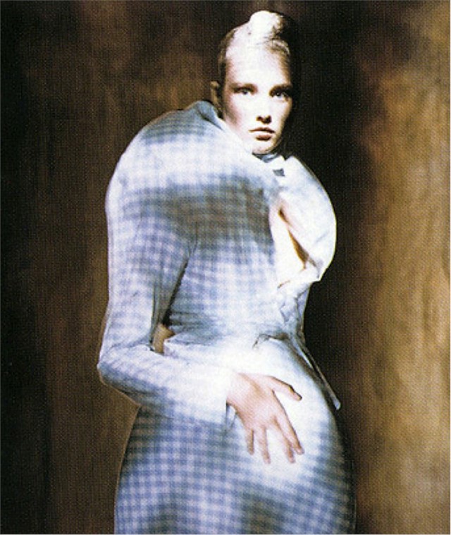 dress meets body, body meets dress 1997