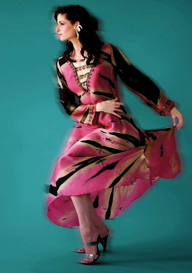 9.Float-Dress-2004_photoRClayden