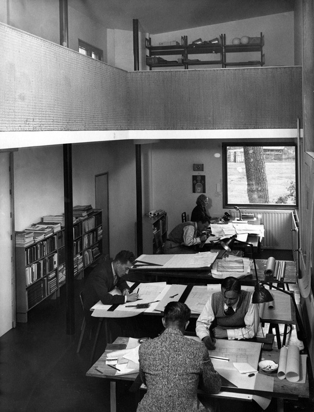 Aalto_House_office_1930s