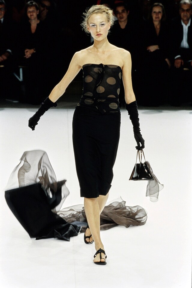 YOHJI-YAMAMOTO-SPRING-1999-RTW-31-LIISA-WINKLER