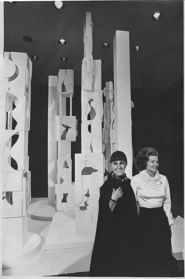 75_Louise Nevelson