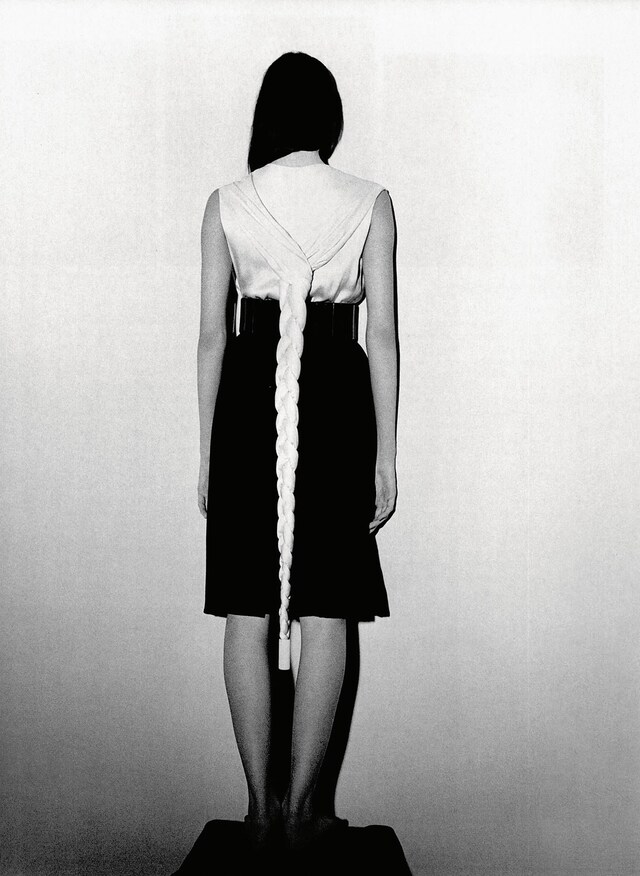 Roberto-Capucci-special---Dazed-September-2003(1)