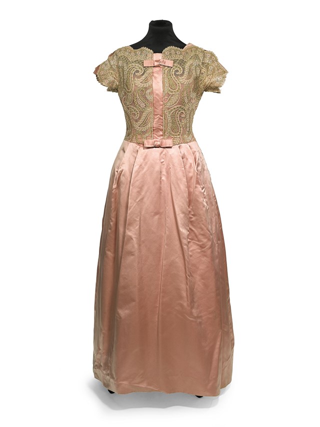 Victor-Stiebel-pink-evening-dress