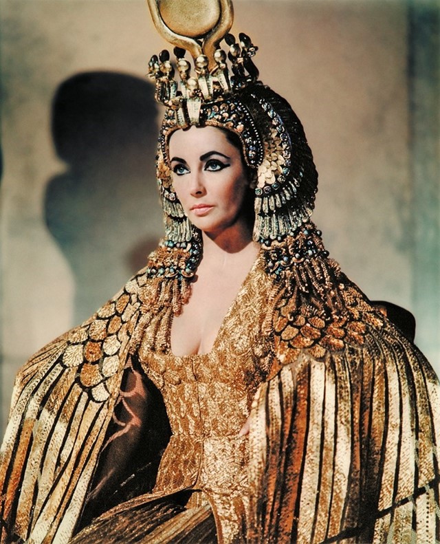 معالم المدينة يمكن الأكبر  Charting Elizabeth Taylor's Powerful Costumes in Cleopatra | AnOther