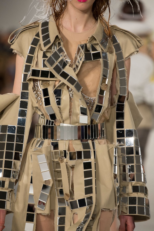 MAISON_MARGIELA_RTW_SS18_DETAILS_716_GAS0893