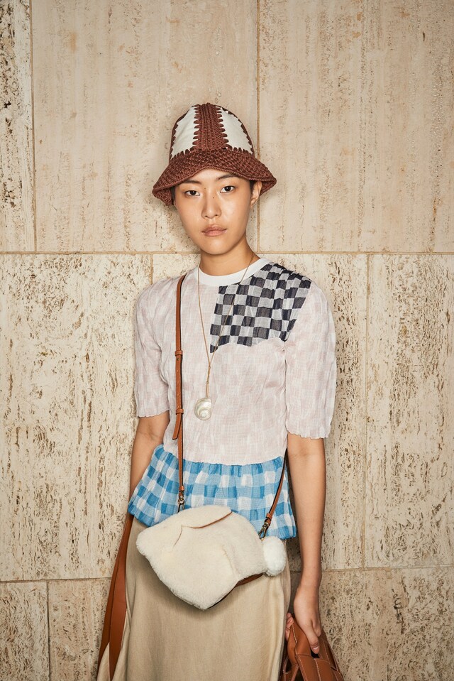 Loewe-SS18-by-Manuel-Braun---379