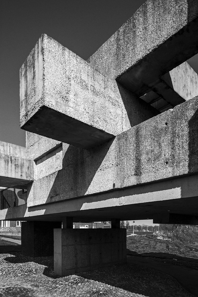 Victor-Pasmore_peterlee_bw2