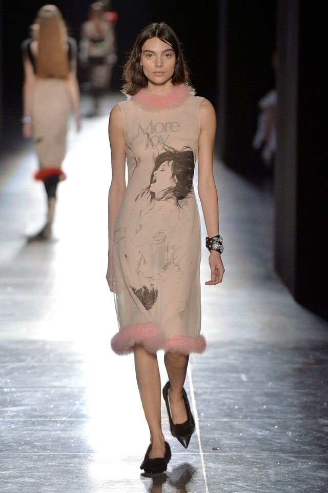 5 Christopher_Kane_056