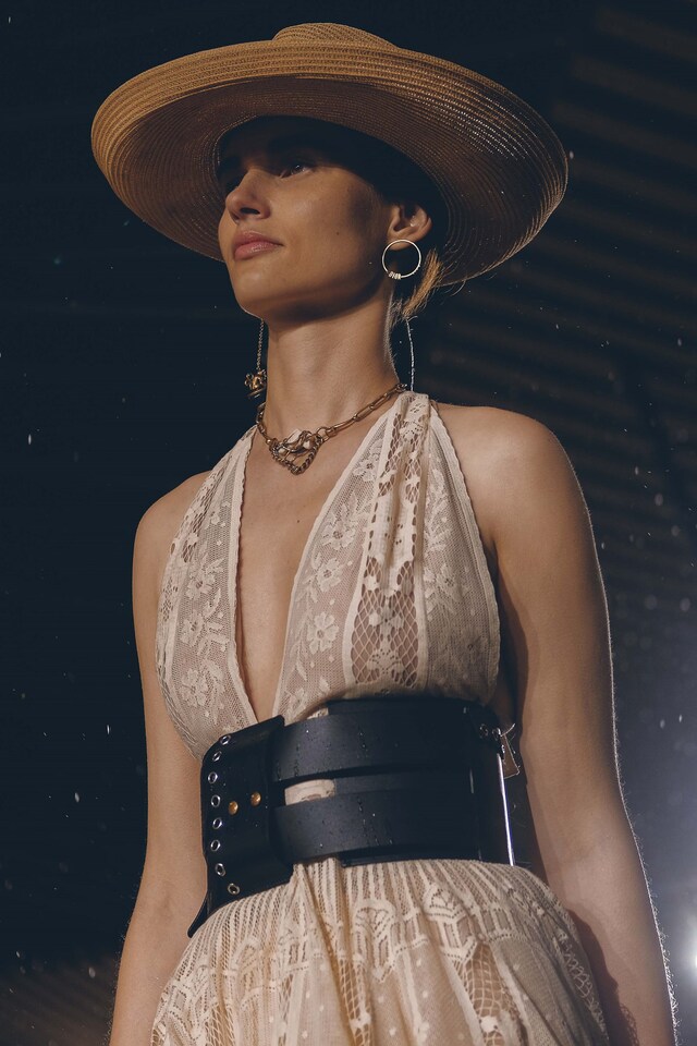 DIOR_CRUISE 2019_BACKSTAGE &#169; Ines Manai_13