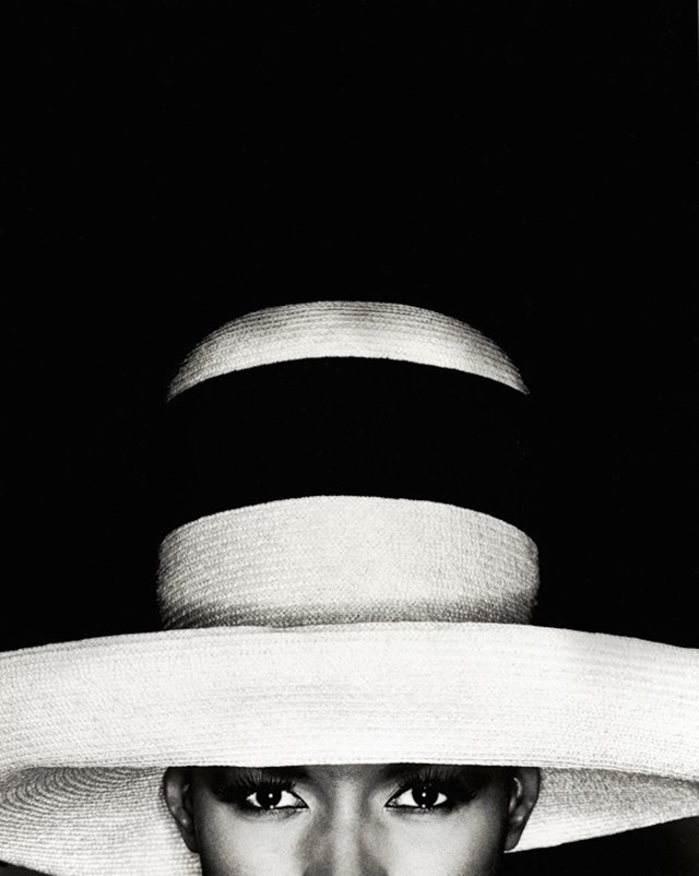 Greg Gorman - Grace Jones in Hat, 1988 - Courtesy 