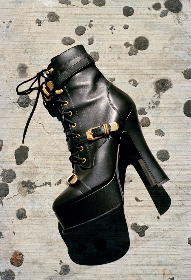Foot Fetish Chloe Grace Press Chris Rhodes Shoes Versace