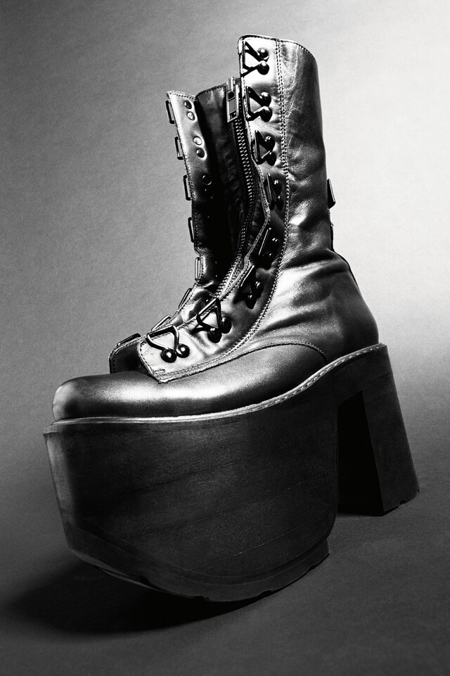Foot Fetish Chloe Grace Press Chris Rhodes Olivier Theyskens
