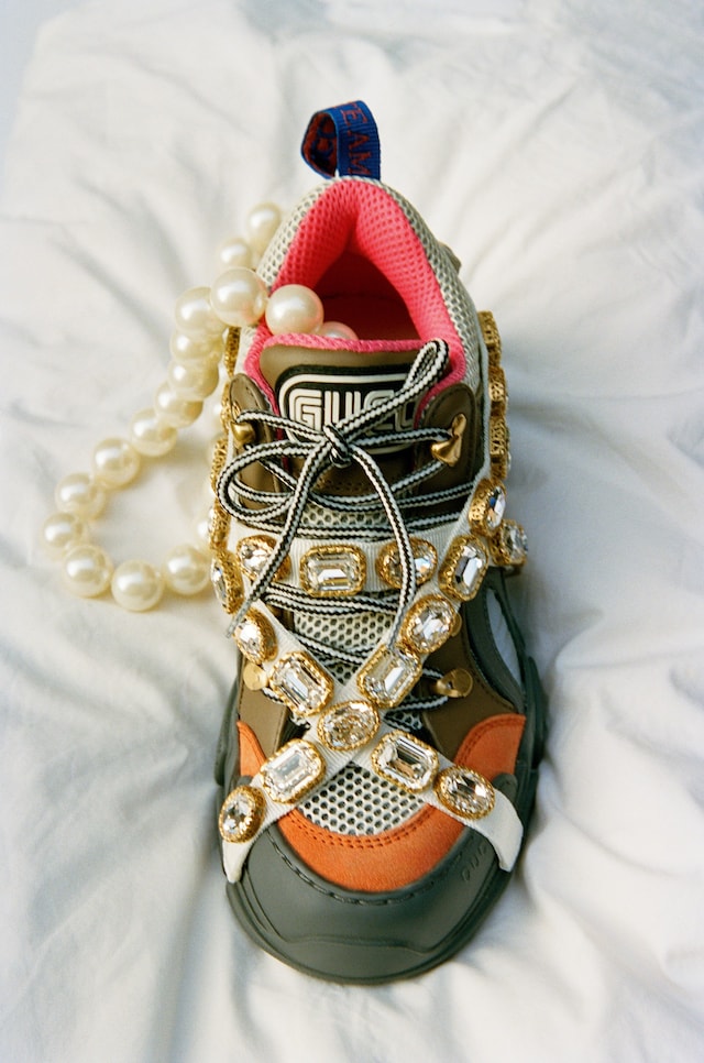 Foot Fetish Chloe Grace Press Chris Rhodes Shoes Gucci