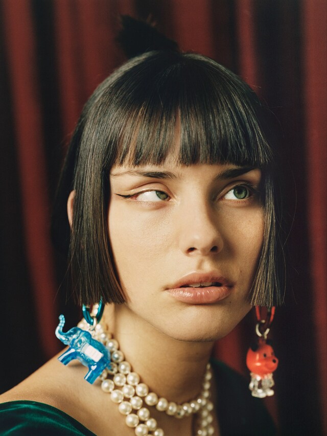 3.-Hanna-Moon,-Moffy-with-earrings,-2018-&#169;-Hanna-M