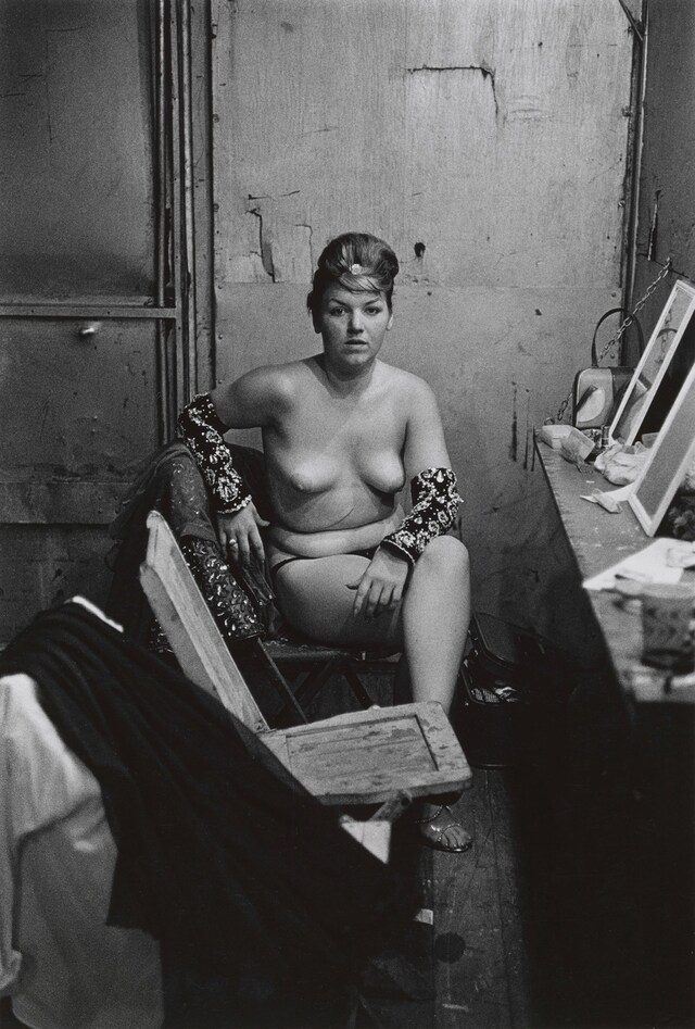 Diane Arbus: In the Beginning Hayward Gallery London 2019