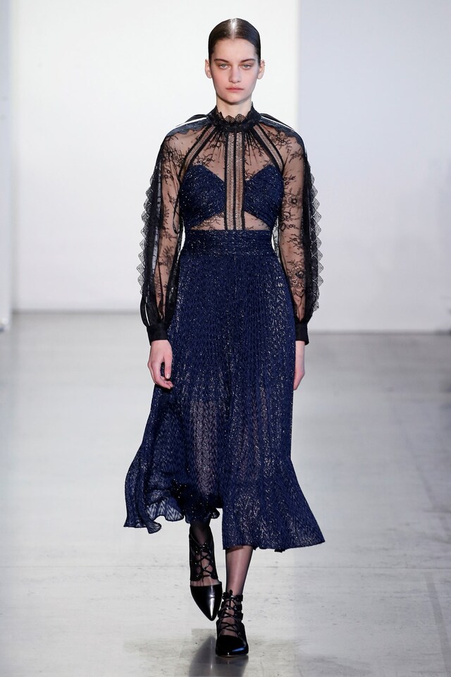 FW19DLR_Selfportrait_look_09