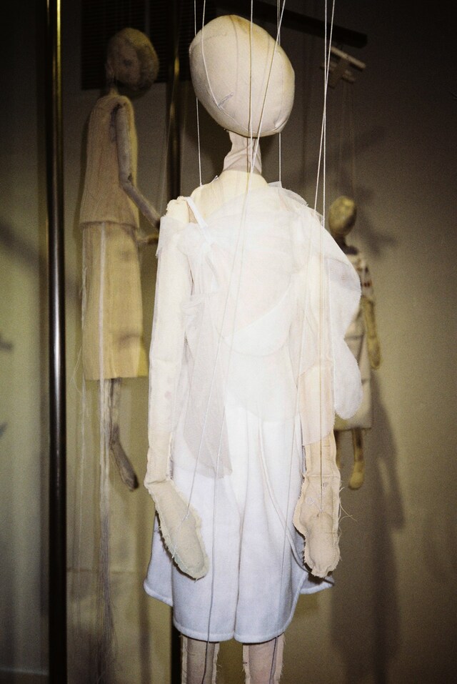 Phoebe English: Inanimate, Animate exhibition London 2019