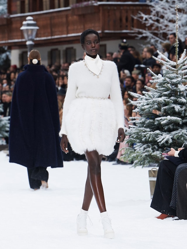 Chanel aw19 ski resort alpine karl lagerfeld