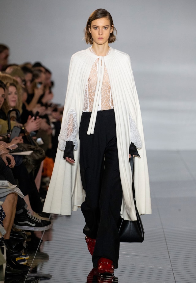 LOEWE AW19 Womenswear Look 2