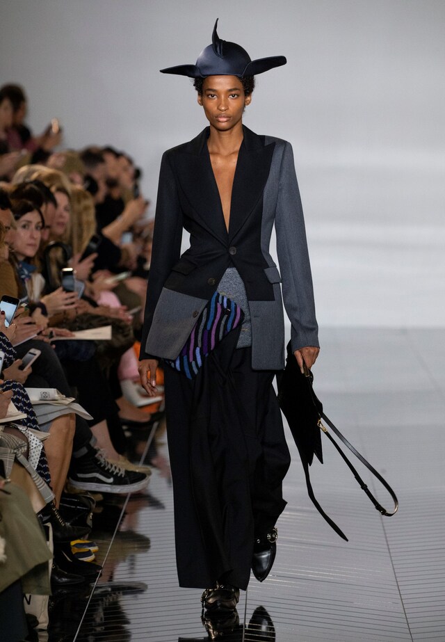 LOEWE AW19 Womenswear Look 5