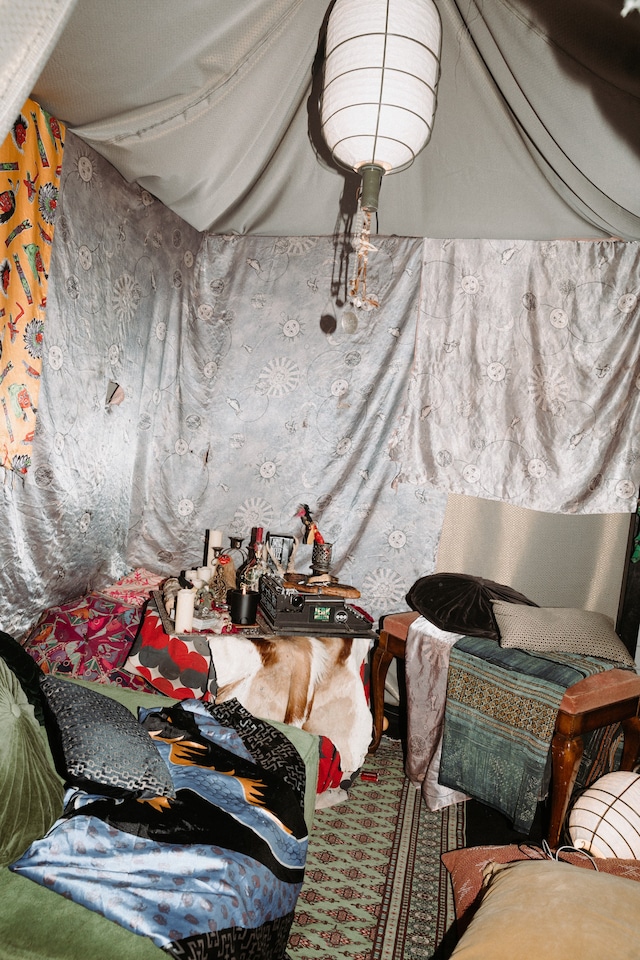 samuelsmelty_brownsfashion_berlinpopup_setup-9686