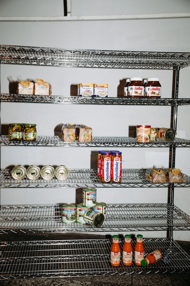 samuelsmelty_brownsfashion_berlinpopup_setup-9505