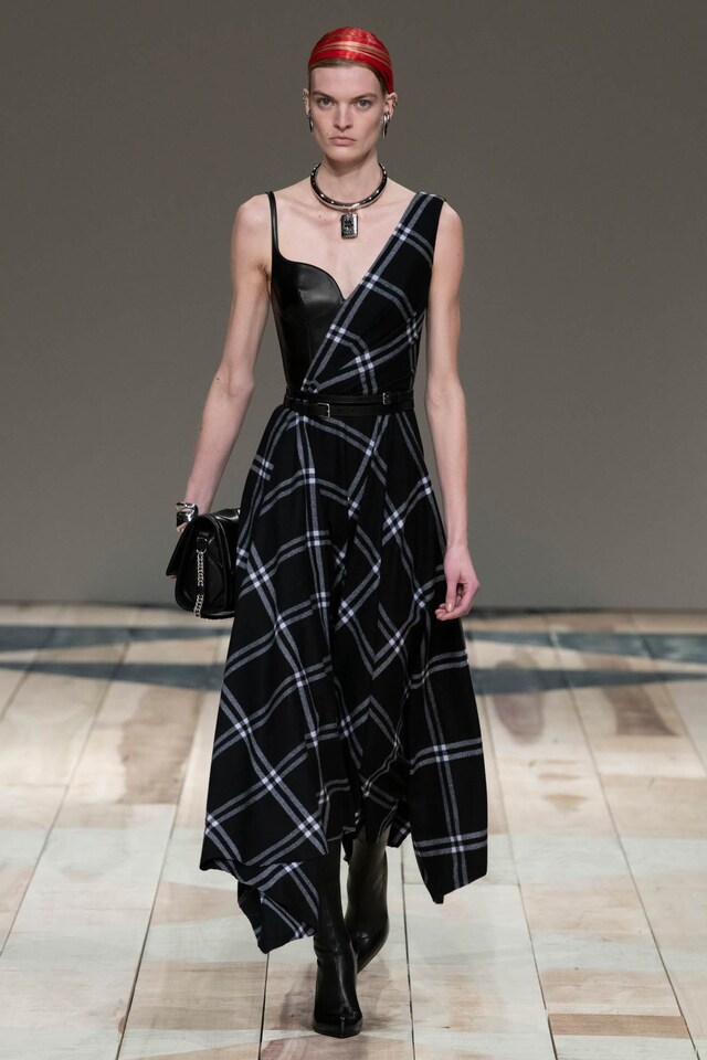 Alexander McQueen Autumn/Winter 2020 AW20 FW20 Sarah Burton