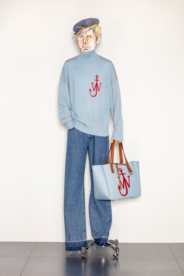 JW Anderson SS21 Menswear Look 32