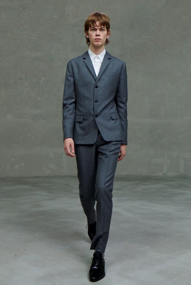 Prada_SS21_Show_Lookbook_6_16x10_300dpi_RGB