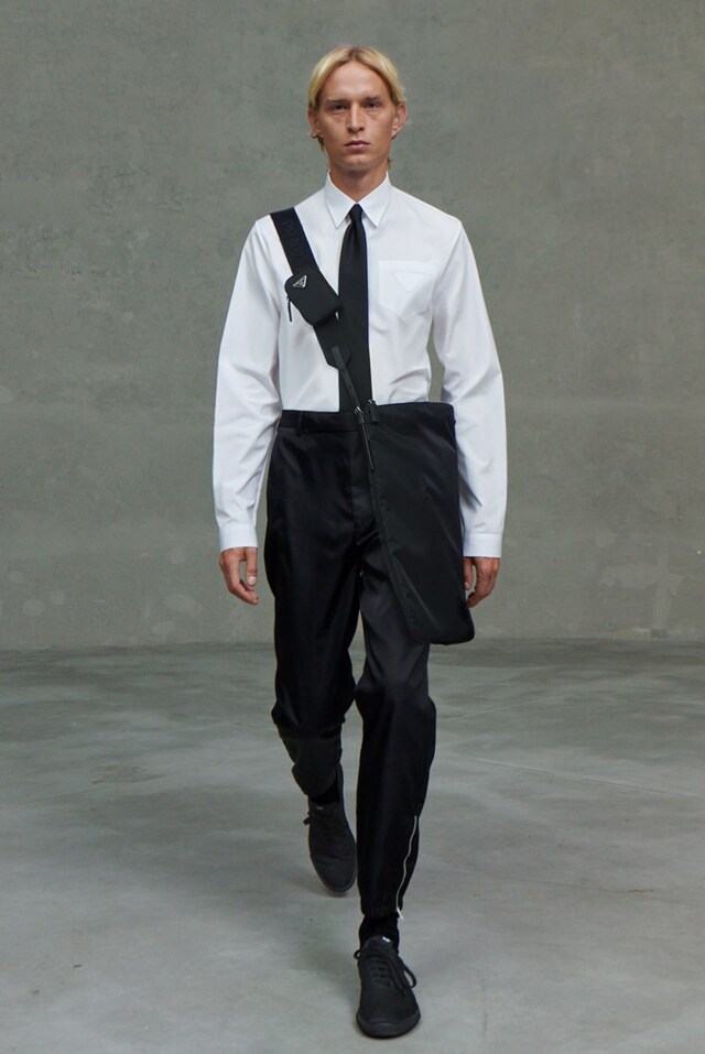 Prada_SS21_Show_Lookbook_18_16x10_300dpi_RGB
