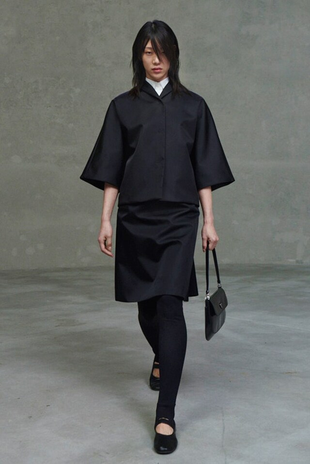 Prada_SS21_Show_Lookbook_23_16x10_300dpi_RGB