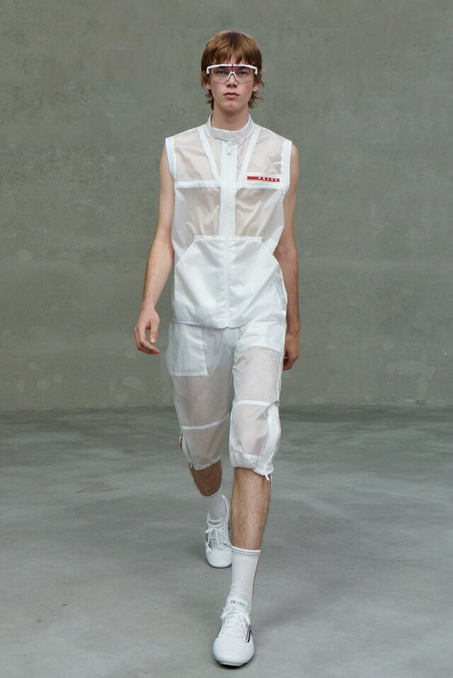 Prada_SS21_Show_Lookbook_53_16x10_300dpi_RGB