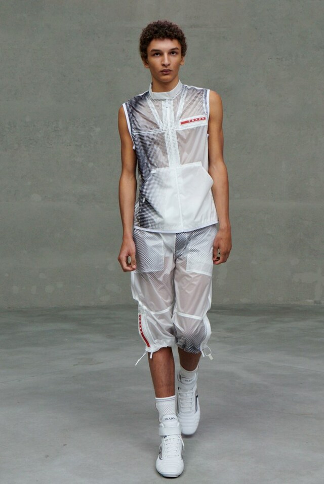 Prada_SS21_Show_Lookbook_54_16x10_300dpi_RGB