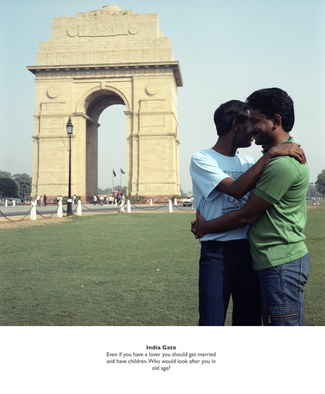 Image 03, Sunil Gupta, India Gate