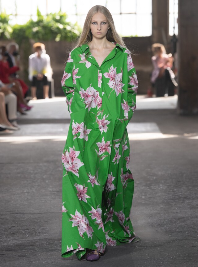 027 VALENTINO COLLEZIONE MILANO